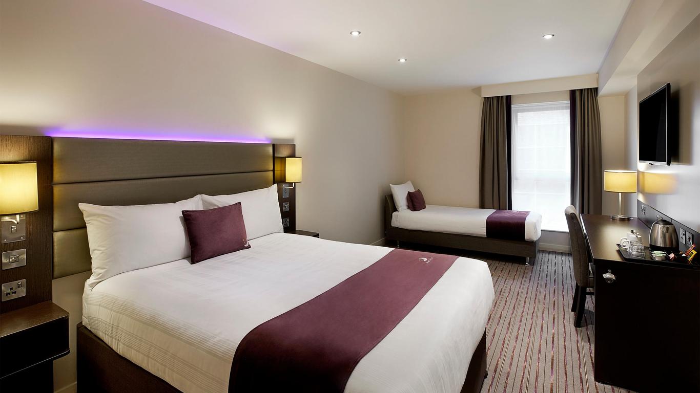 Premier Inn Gloucester Business Park