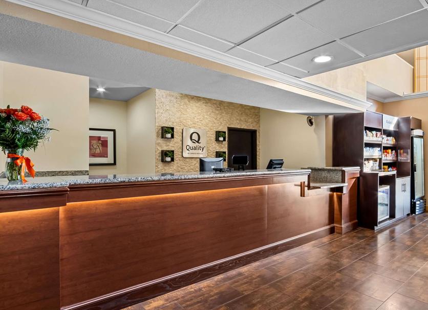 Front desk Photo