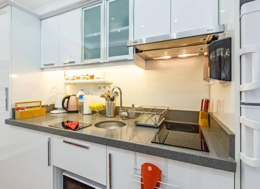 Kitchen Photo