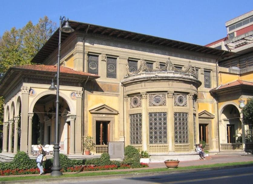 Building Photo