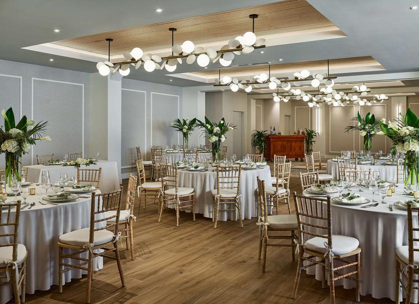 Banquet hall Photo