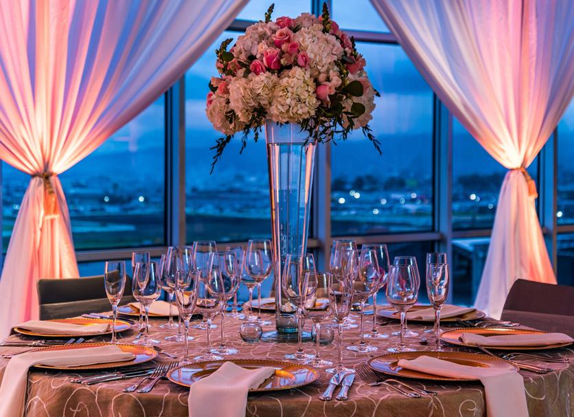Banquet hall Photo