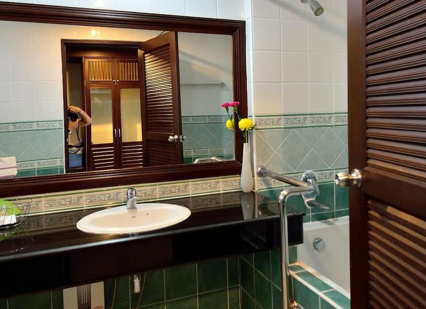 Bathroom Photo