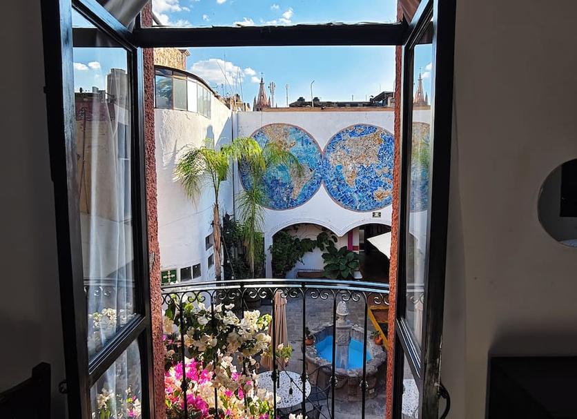 Balcony Photo