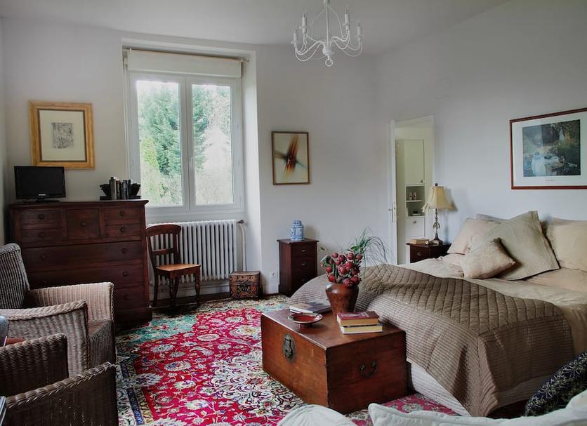 Bedroom Photo