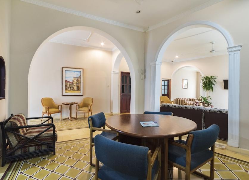 Dining room Photo