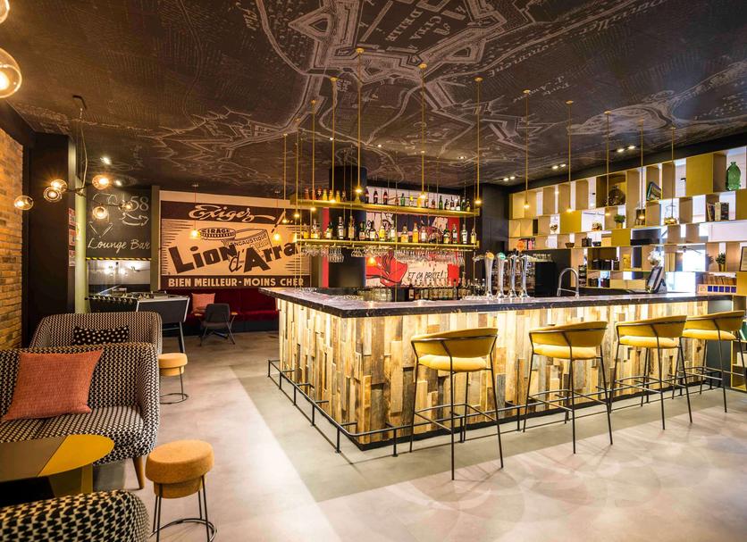 Bar Photo