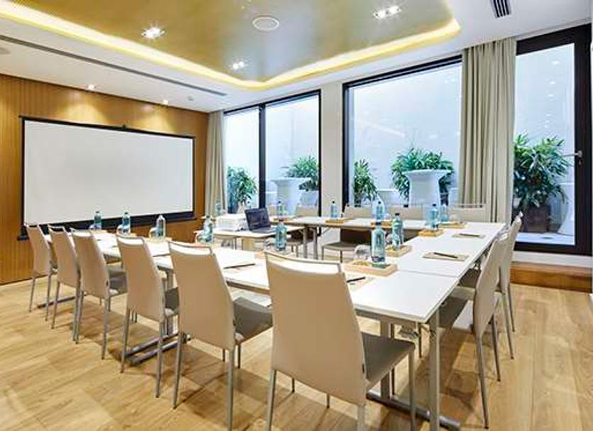 Conference room Photo