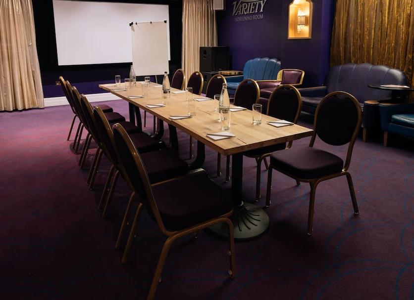 Conference room Photo
