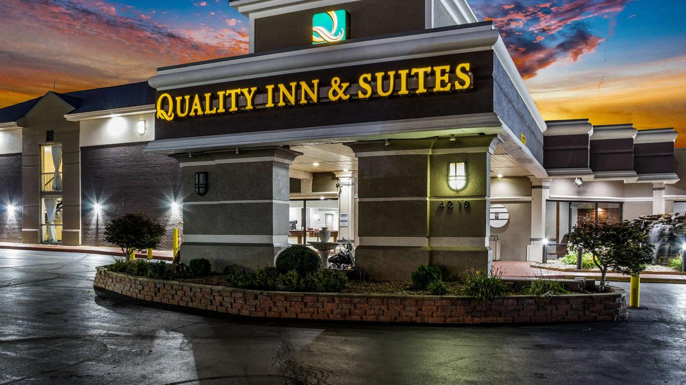 Quality Inn & Suites Kansas City - Independence I-70 East