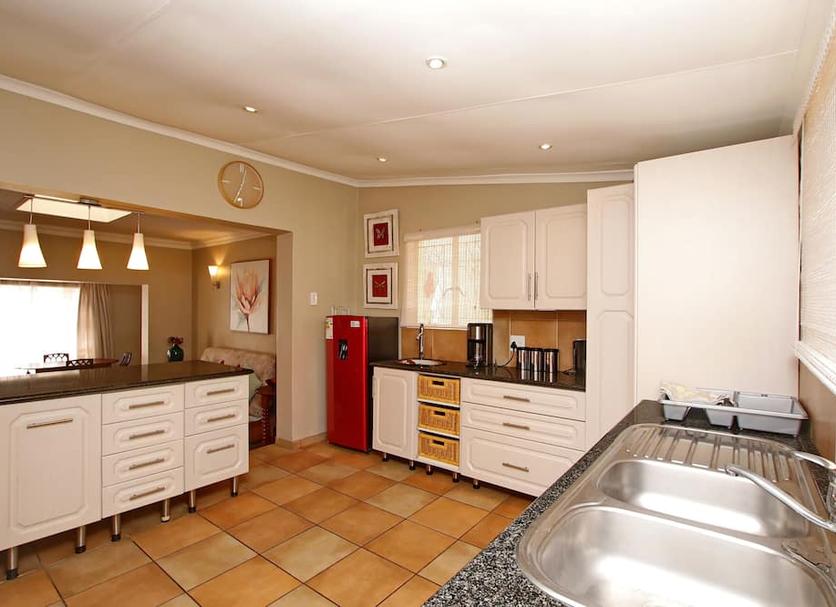 Kitchen Photo