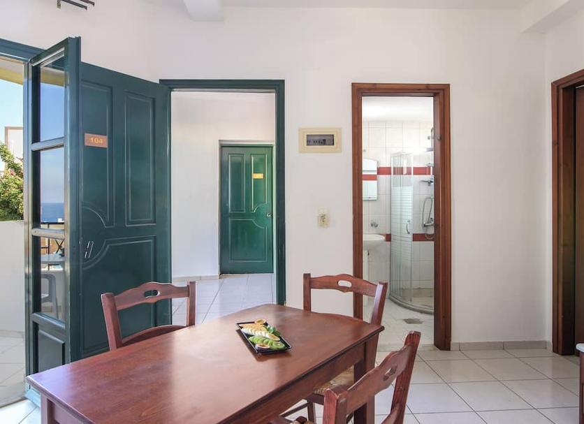 Dining room Photo