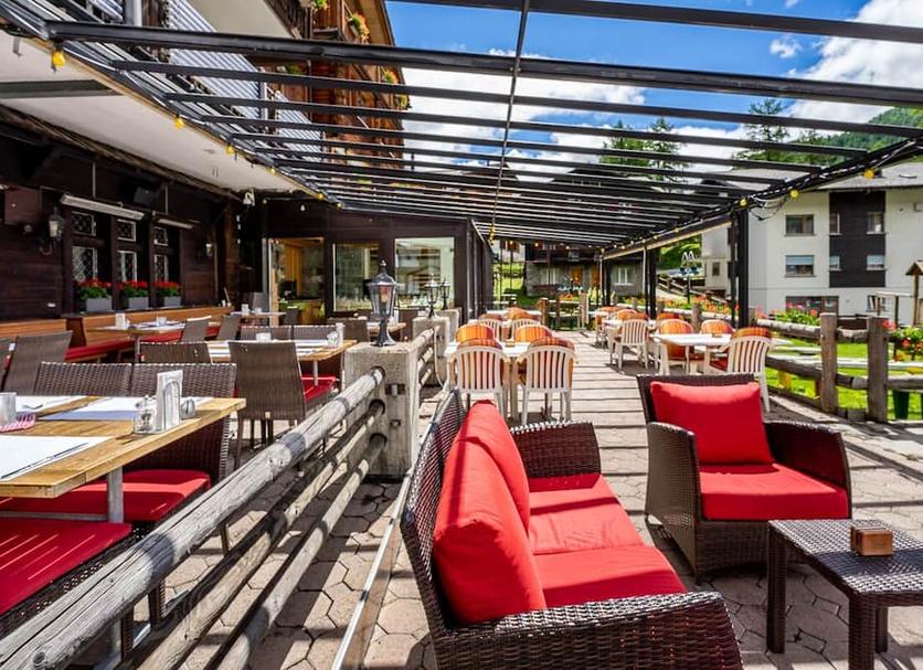 Restaurant Photo