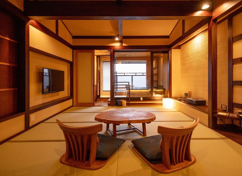 Dining room Photo