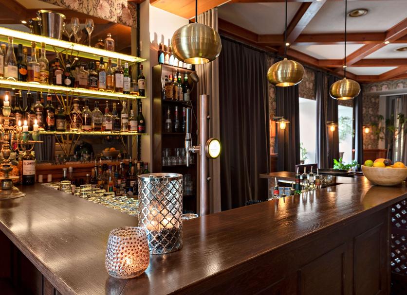 Bar Photo