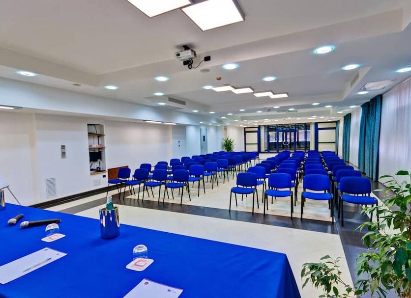 Conference room Photo