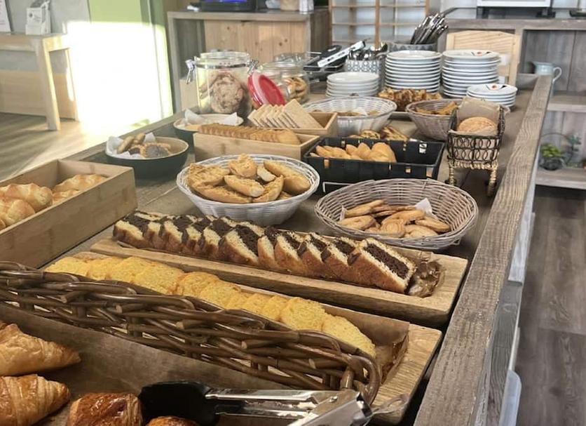 Buffet Photo