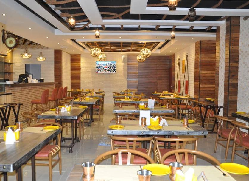 Restaurant Photo