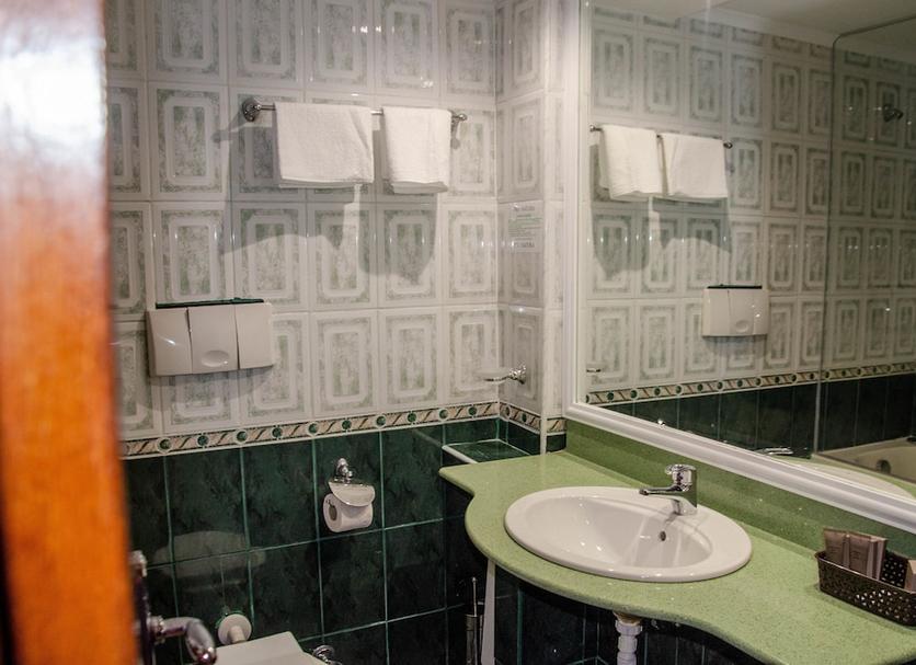 Bathroom Photo