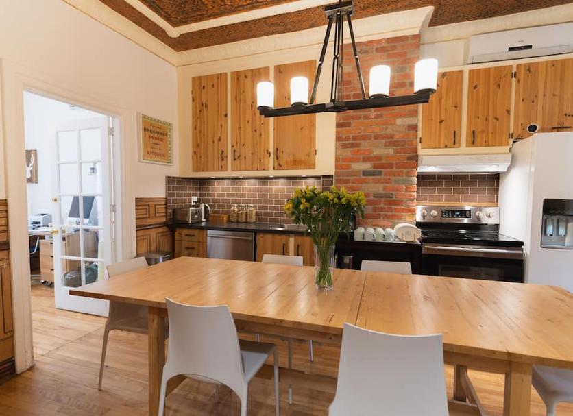 Kitchen Photo
