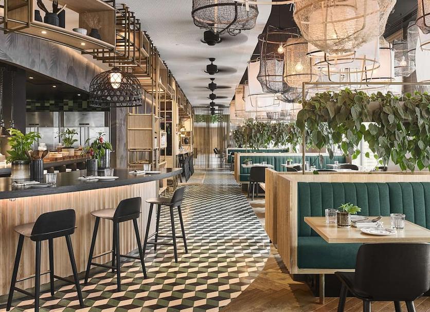 Restaurant Photo
