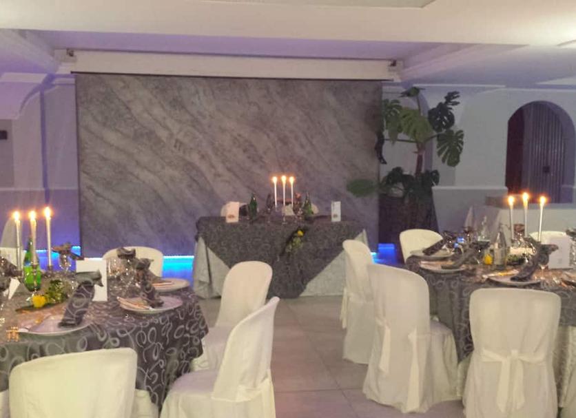 Banquet hall Photo