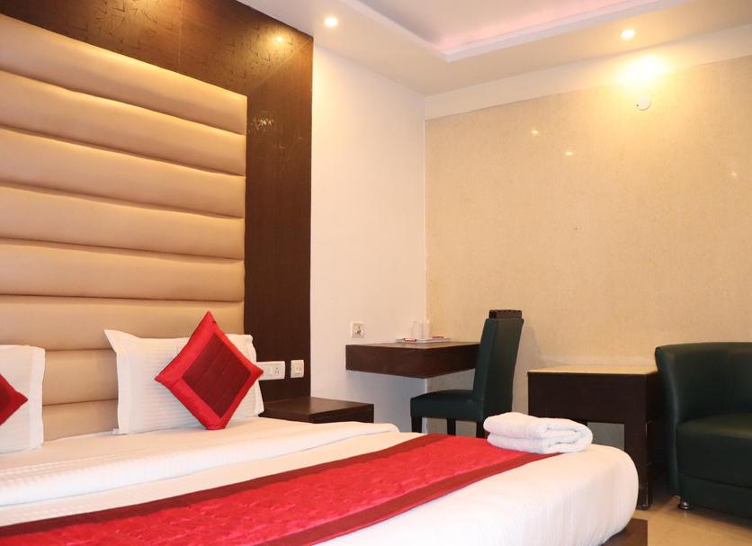 Bedroom Photo