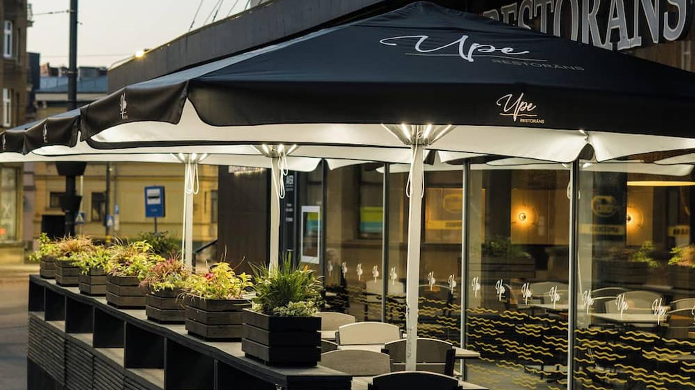 Liva Hotel