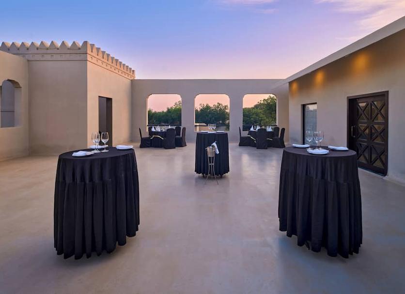 Banquet hall Photo