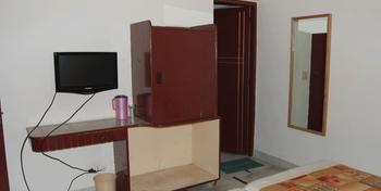 Hotel Jyoti Deluxe - New Delhi - Bedroom