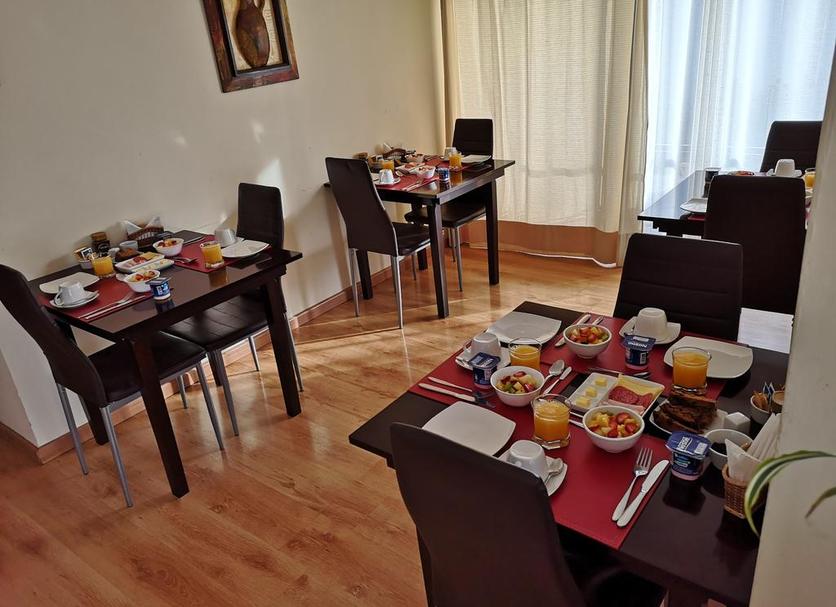 Dining room Photo