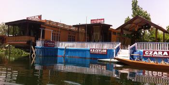 House Boat Czara - Srinagar - Attractions