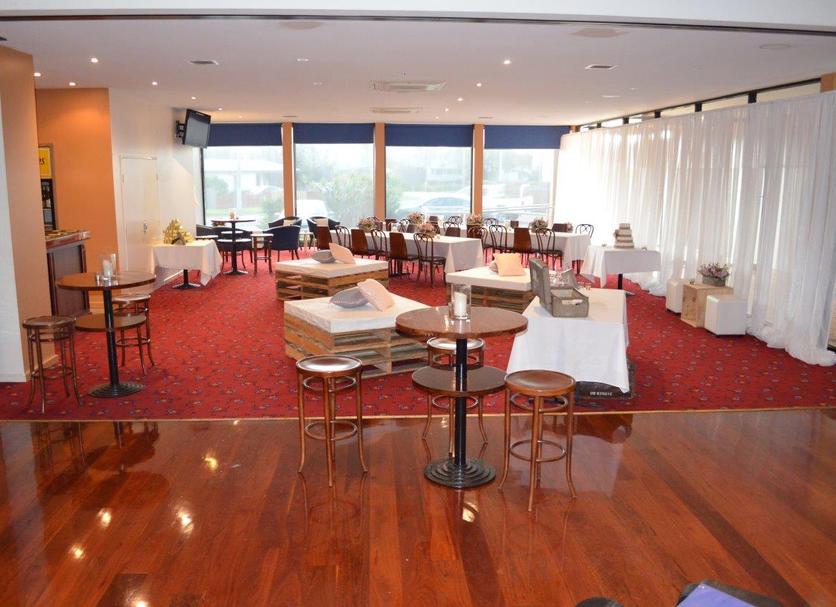 Banquet hall Photo