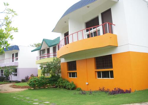 Hotel Beach Park Club and Resorts - Chennai - Building