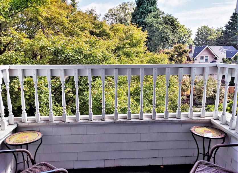Balcony Photo