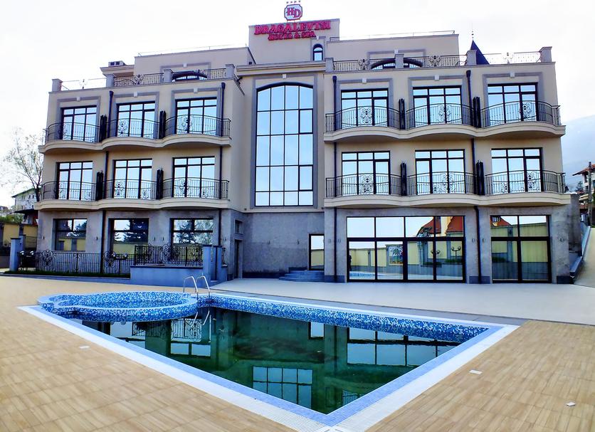 Building Photo