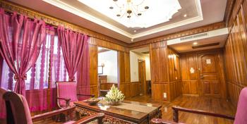 Empress Residence Resort & Spa - Siem Reap - Living room
