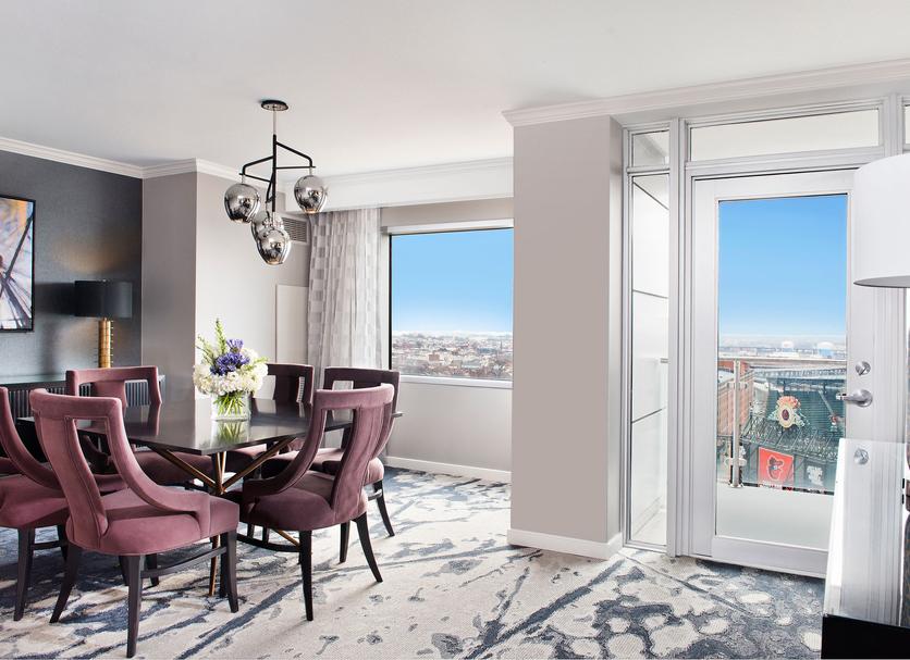 Dining room Photo